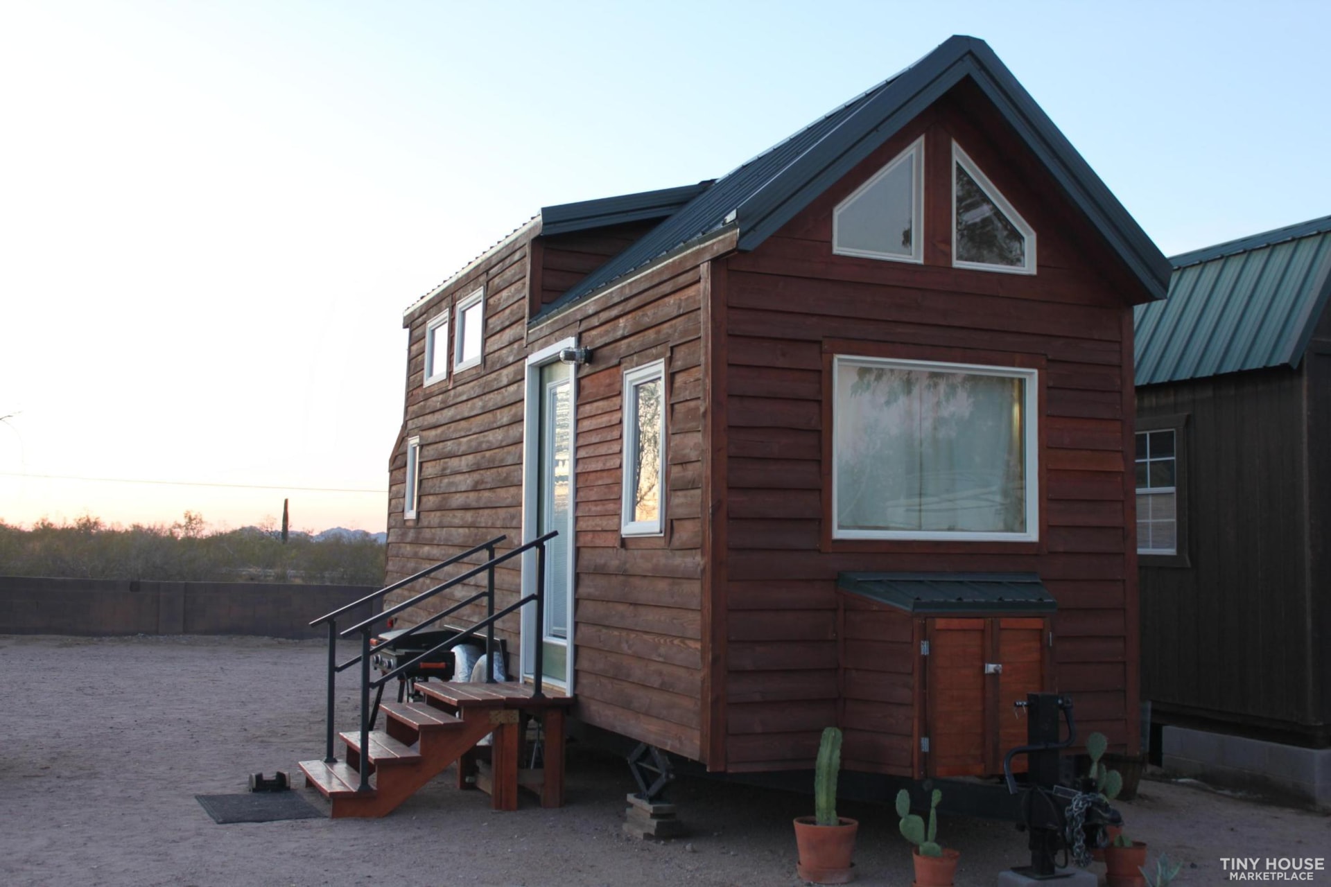 26ft THOW Cabin 