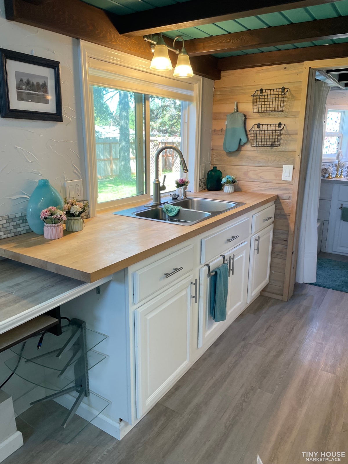 28’ Beach Cottage Tiny House On Wheels - Image 3 Thumbnail