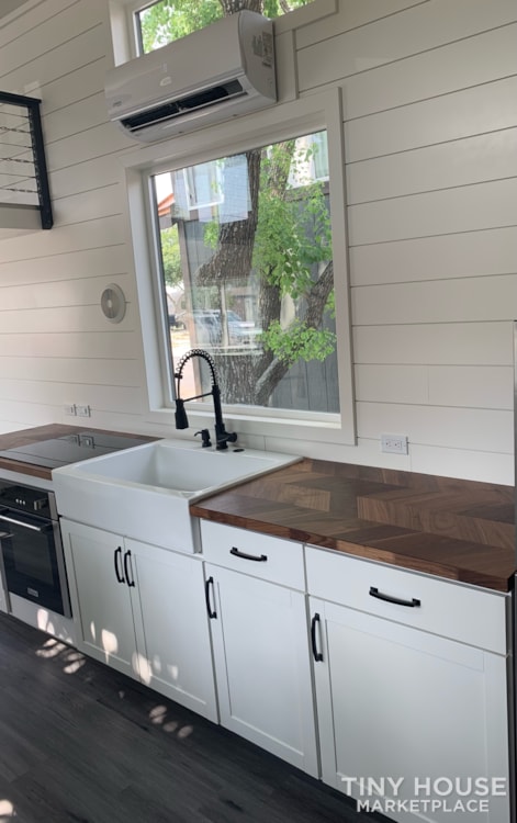 Beautiful 28' Tiny House at Acony Bell Tiny Home Community - Image 4 Thumbnail