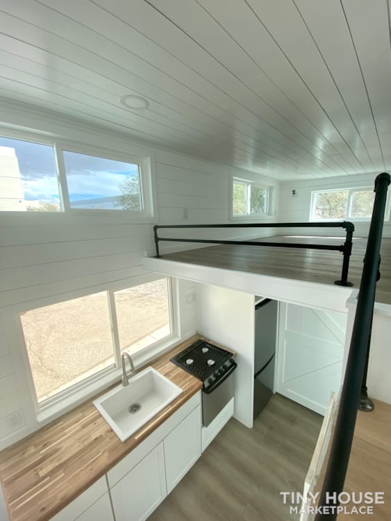 28' Blackbird Tiny Home - Image 4 Thumbnail