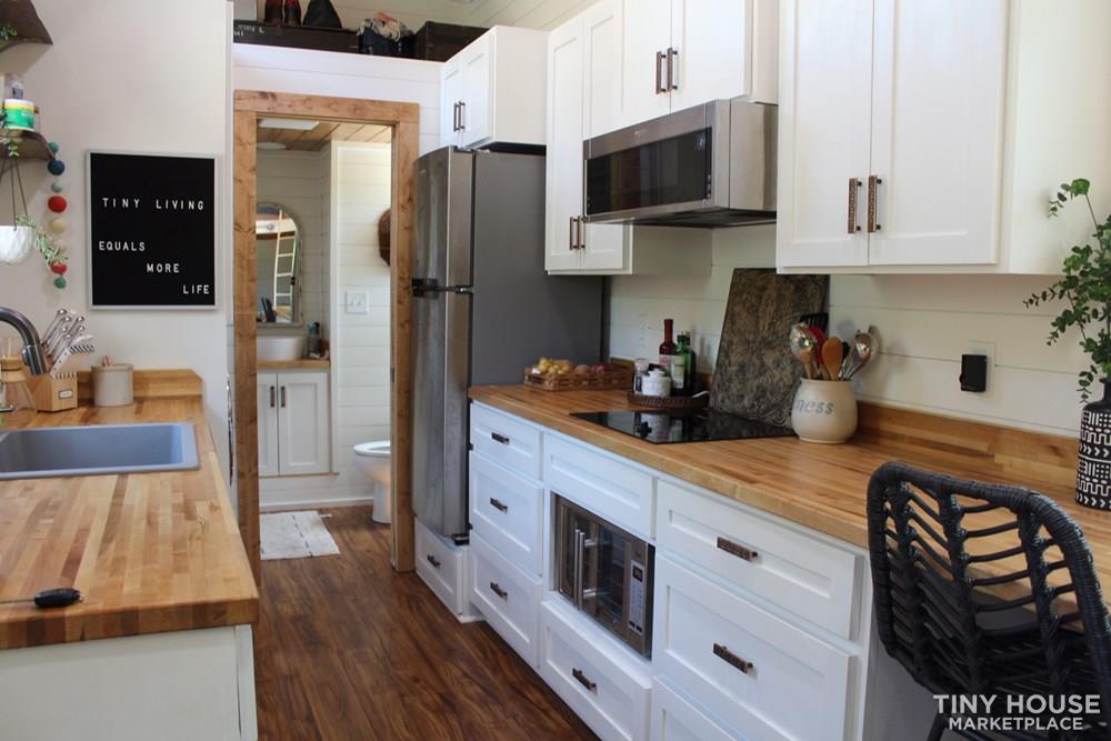28' Bohemian Style Texas Tiny House - Image 3 Thumbnail
