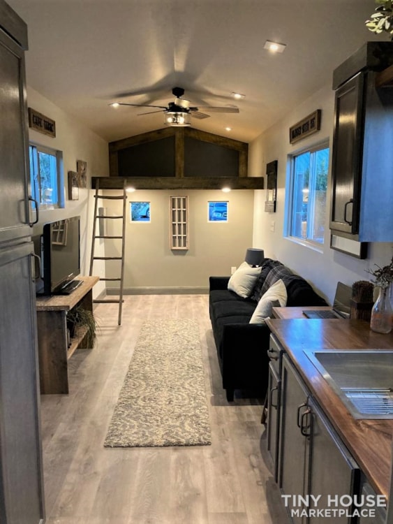 PENDING!! New 2021 28' Custom Tiny Home on #15K Trailer Sleeps 4 (2 up, 2 dn) - Image 2 Thumbnail