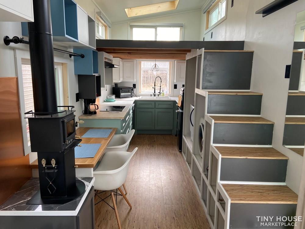 28’ Custom Tiny Home on Wheels  - Image 3 Thumbnail