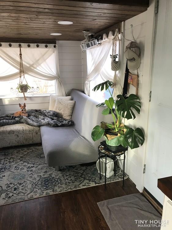 28’ double loft farmhouse THOW - Image 2 Thumbnail
