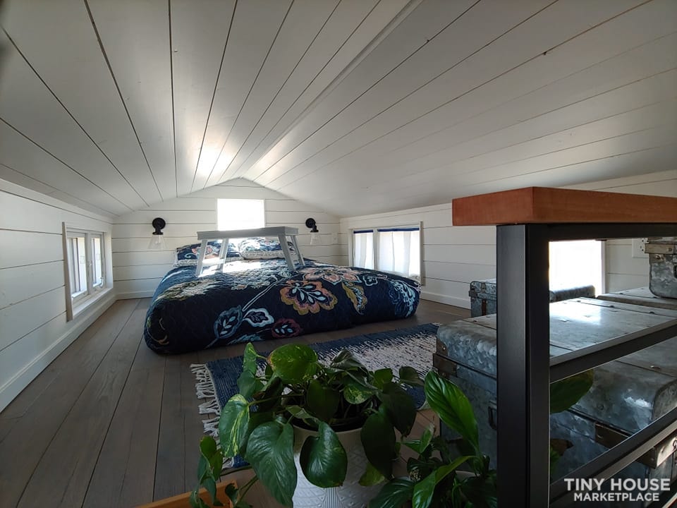  28 Foot Custom Tiny House on Wheels  - Image 4 Thumbnail