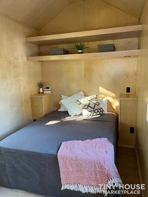 28 Foot Modern Tiny Home - Image 4 Thumbnail