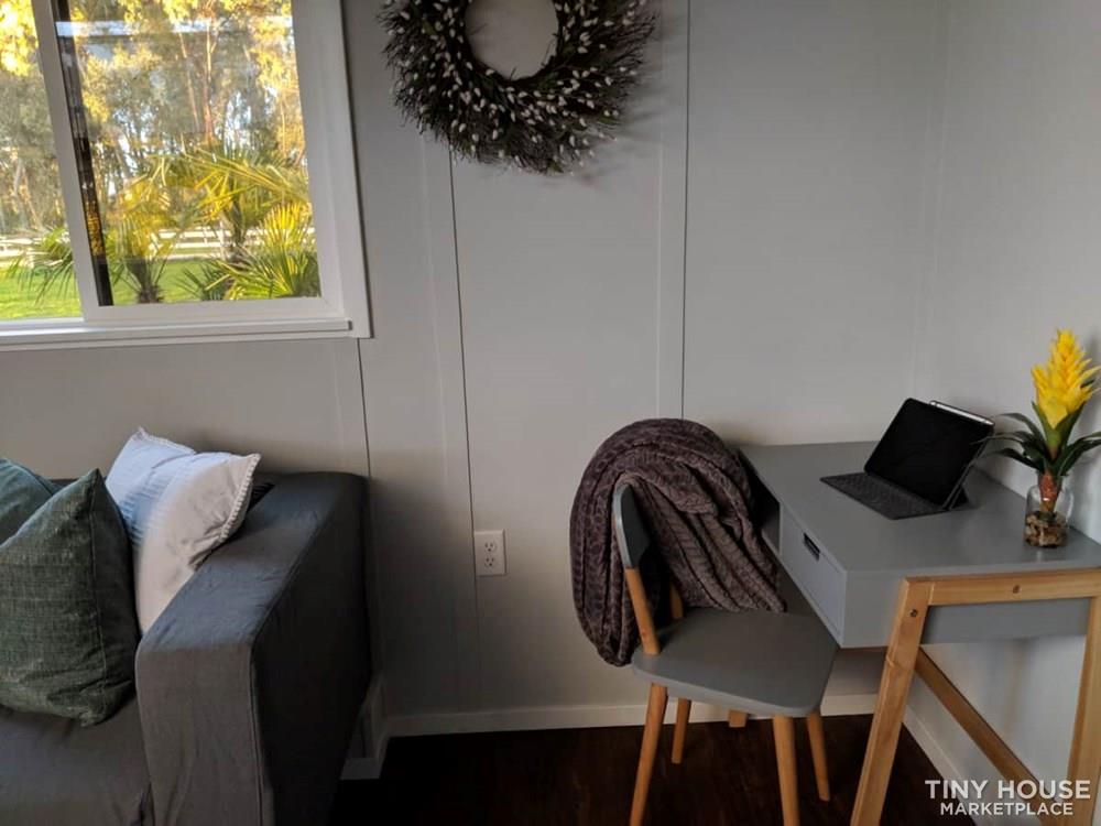 28' Modern and Spacious Tiny House on Wheels - Image 4 Thumbnail