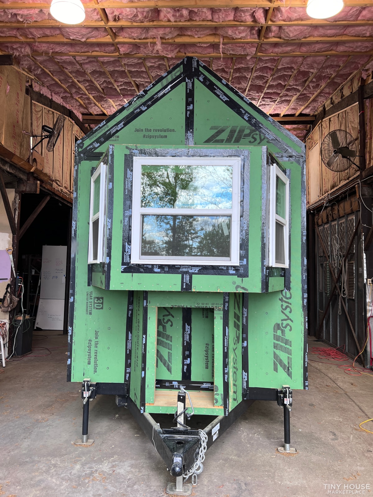 28’ THOW Exterior Finished  - Image 2 Thumbnail