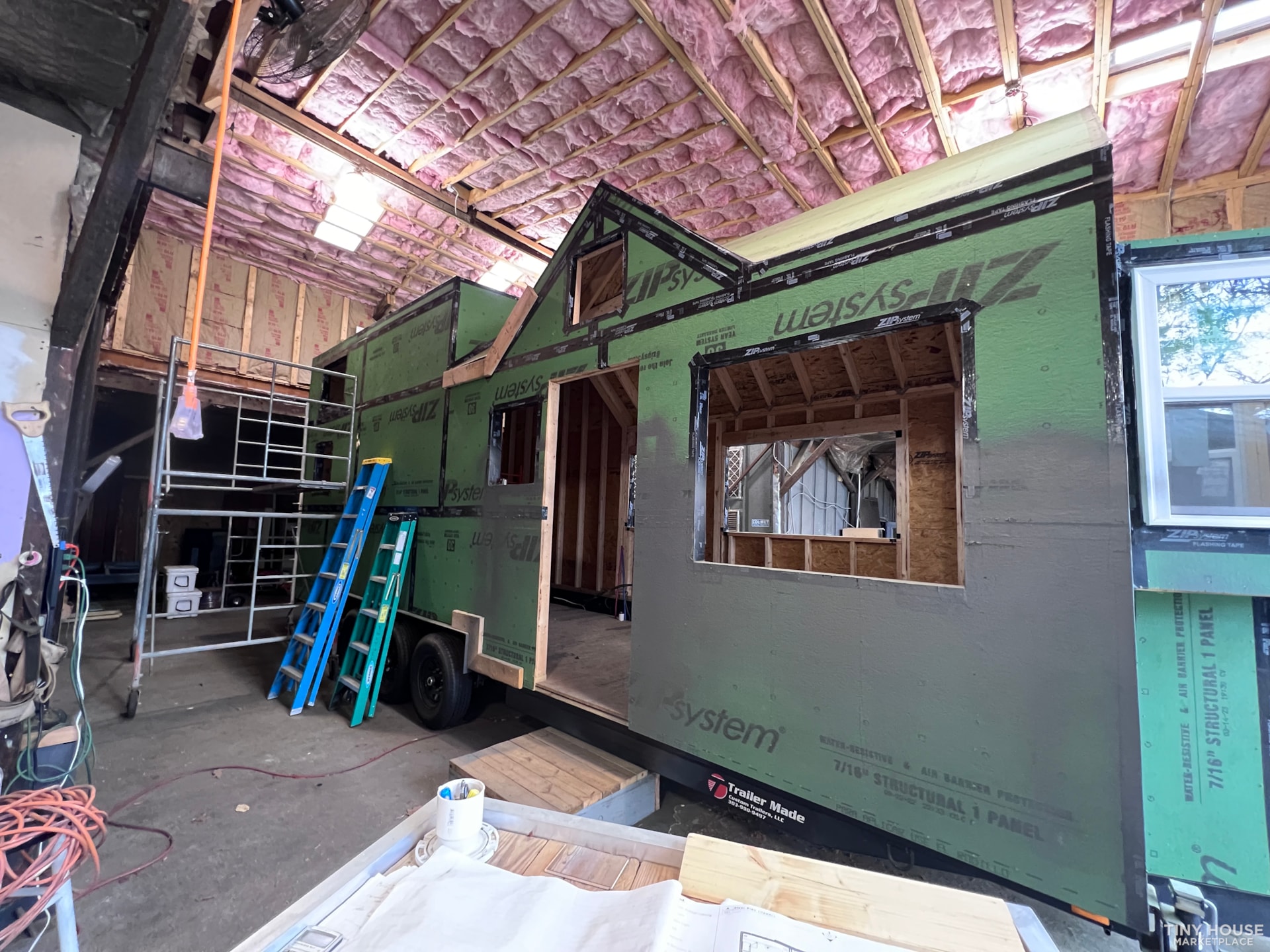 28’ THOW Exterior Finished  - Image 4 Thumbnail