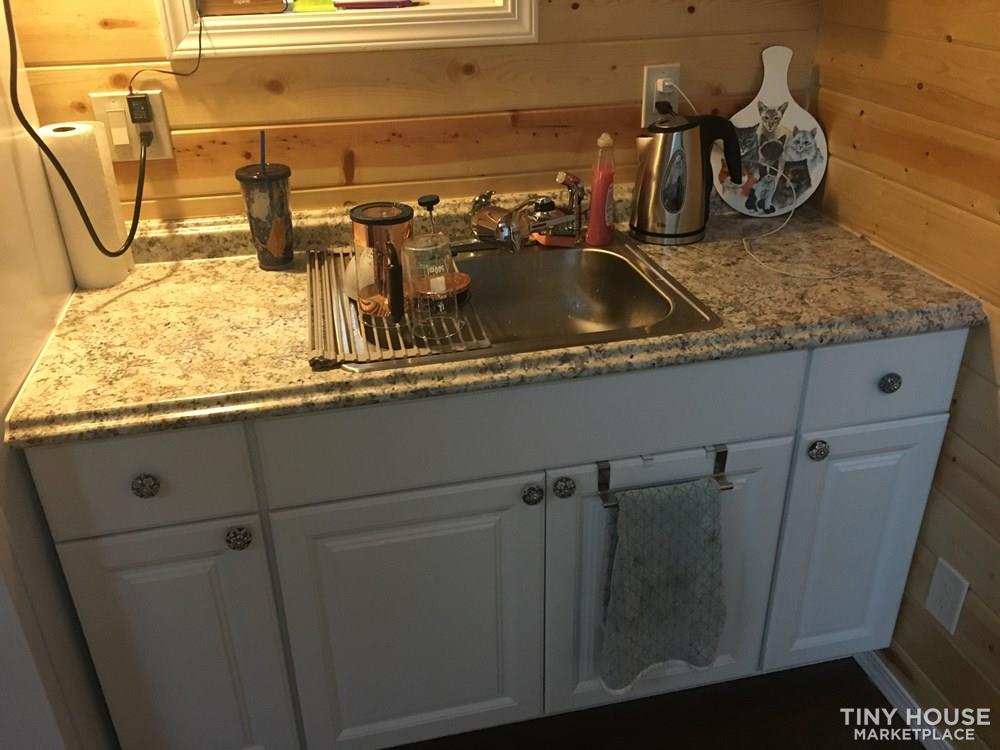 28' Tiny House Wheels - 3D Tour - Image 4 Thumbnail