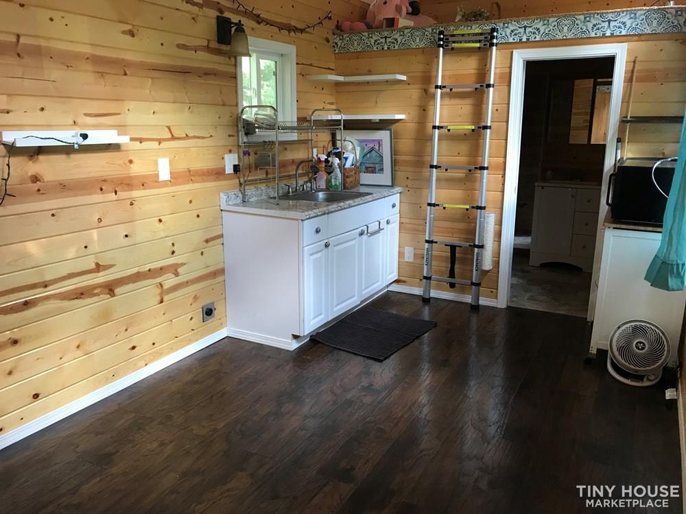 28' Tiny House Wheels - 3D Tour - Image 3 Thumbnail