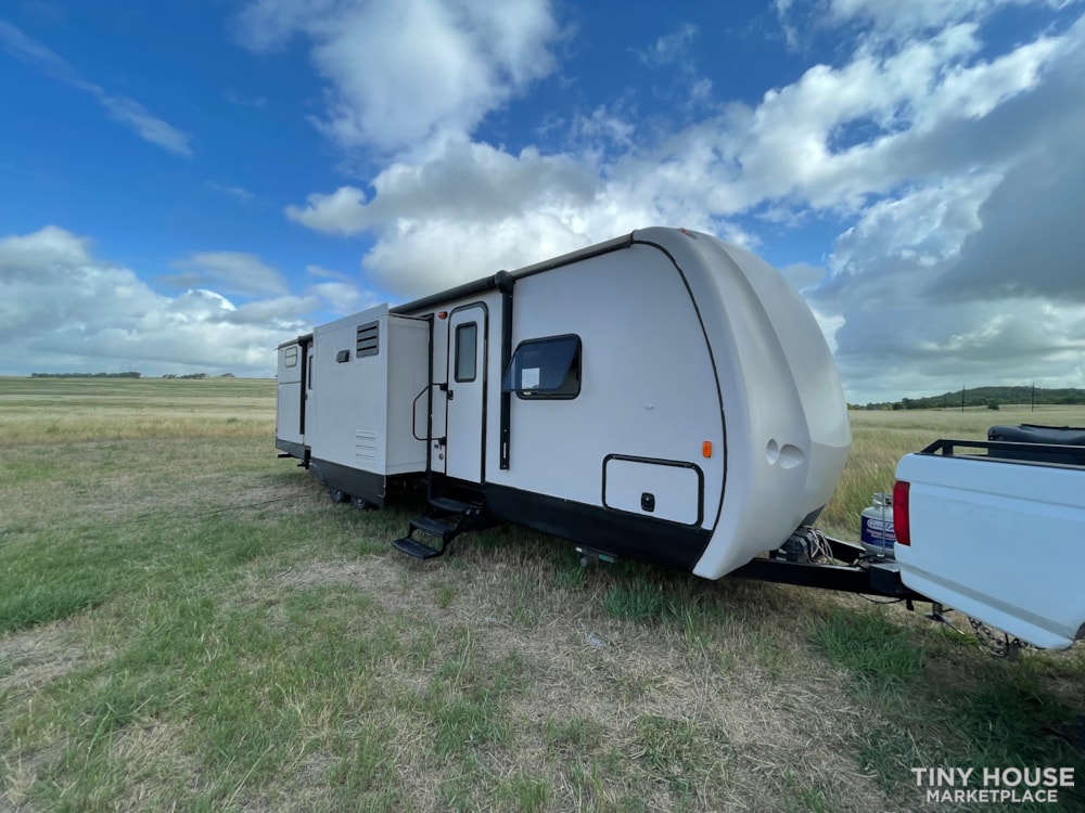 288Sq Ft Traveling Trailer Dream Home-Newly Renovated - Image 3 Thumbnail