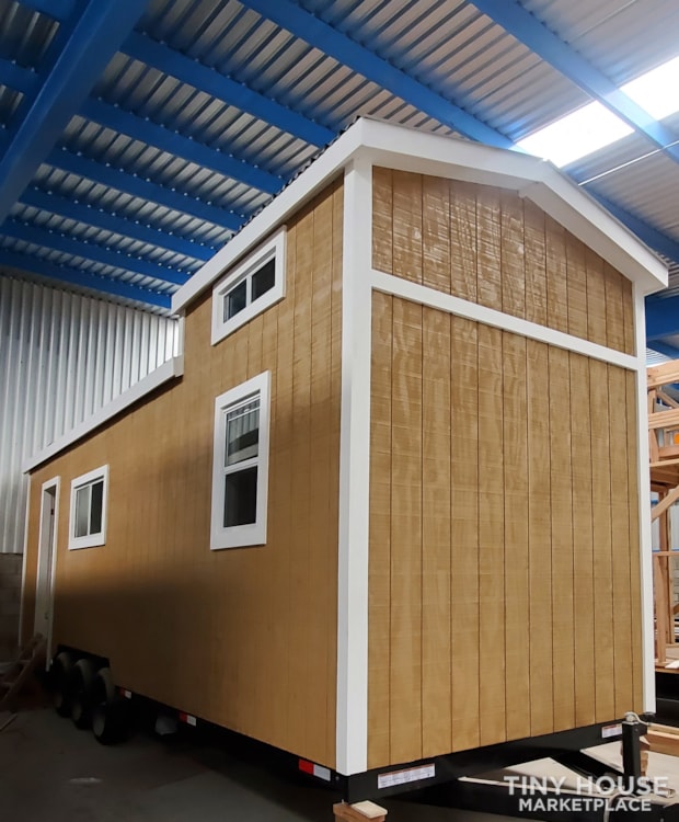 28ft Bobby The Tiny Home on Wheels  - Image 2 Thumbnail