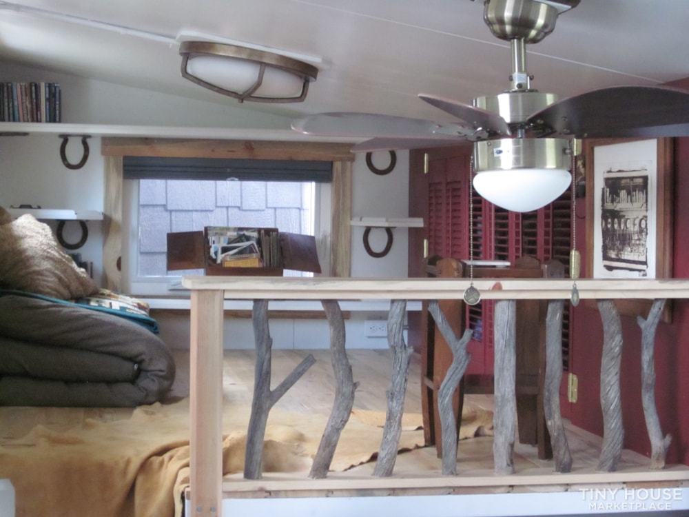 29' THOW - NOAH certified - Off/On-Grid capable - 2019 build - Image 3 Thumbnail