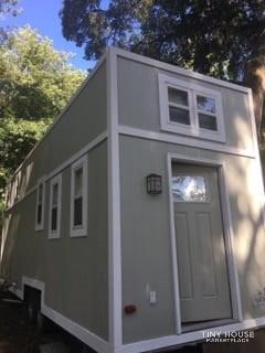 30' tiny house on wheels