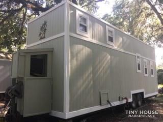 30' tiny house on wheels - Image 3 Thumbnail