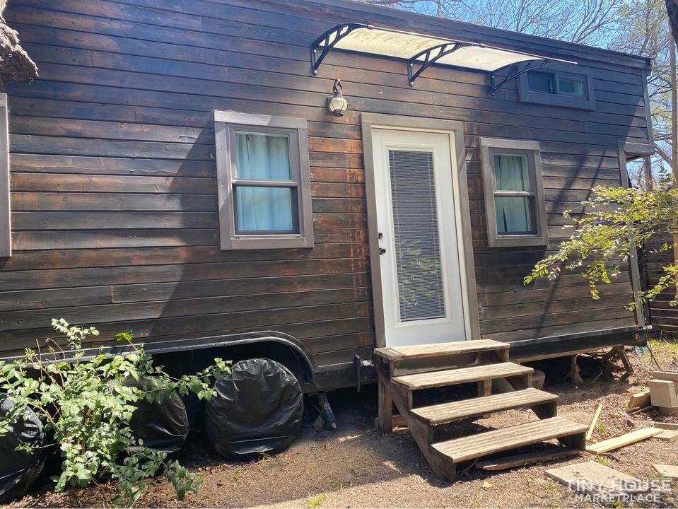 300 Sq Ft Claw Foot Tub Tiny Home  - Image 4 Thumbnail