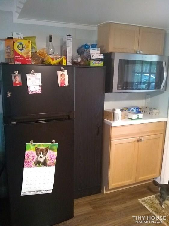 32' barn style tiny house with lofts - Image 2 Thumbnail