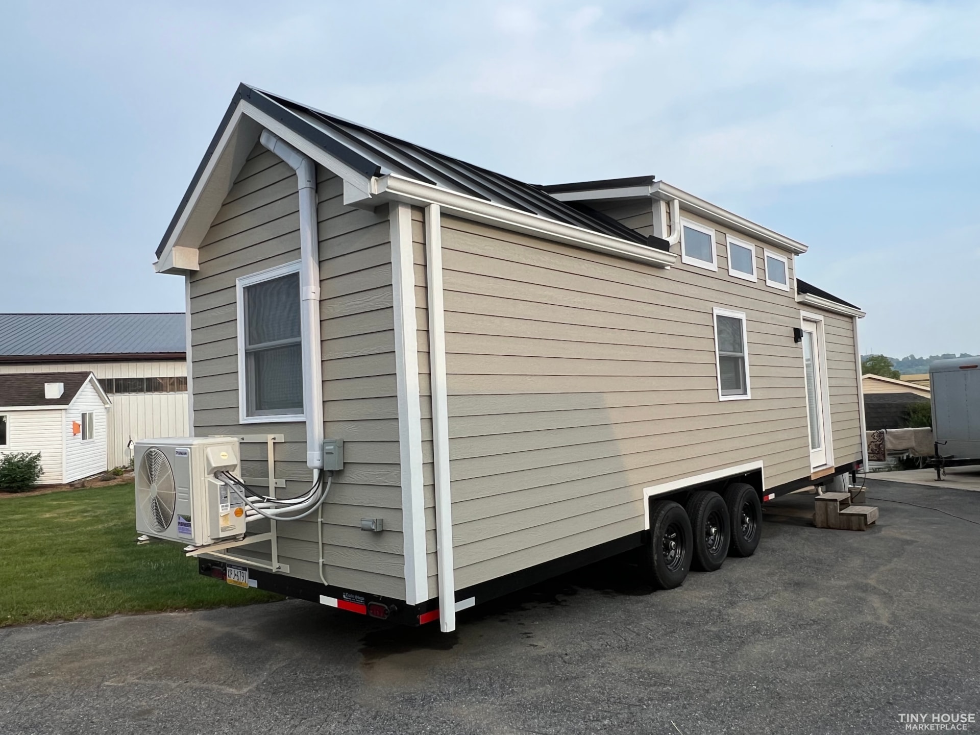 32' Tiny Home