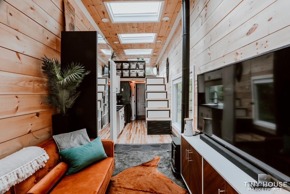 32’ Tiny House On Wheels 