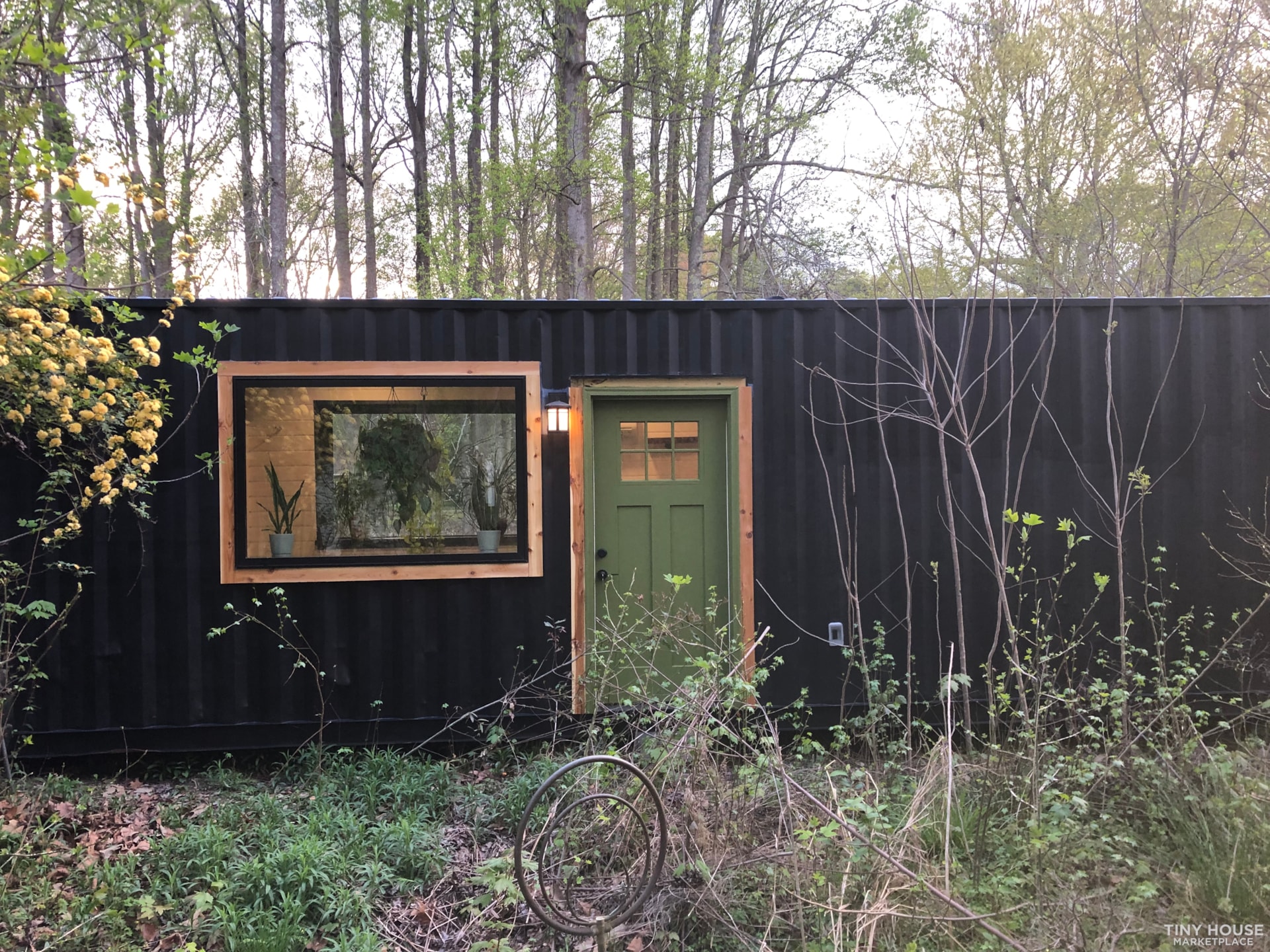 320 sq ft modern industrial designed Container  - Image 3 Thumbnail