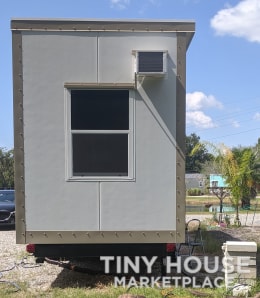34.5' Tiny house on wheels 2019 Core Housing Solutions Dragonfly model - Image 4 Thumbnail