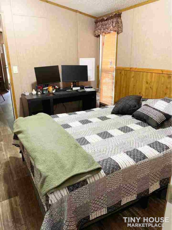 34 Ft Tiny Home for Sale - Yantis, Texas - Image 4 Thumbnail