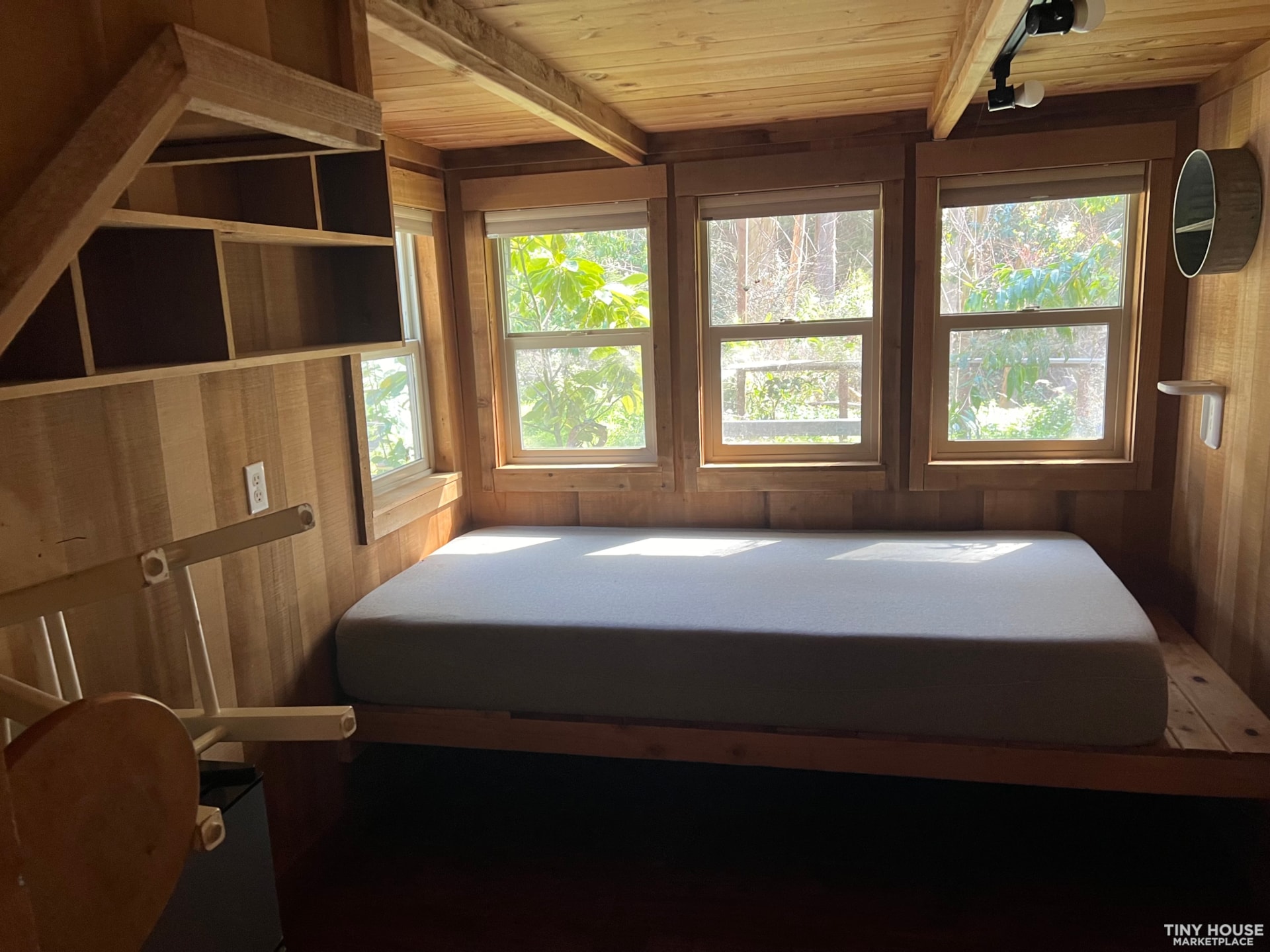 35 Ft.  3 bedroom 2 bathroom tiny  - Image 2 Thumbnail