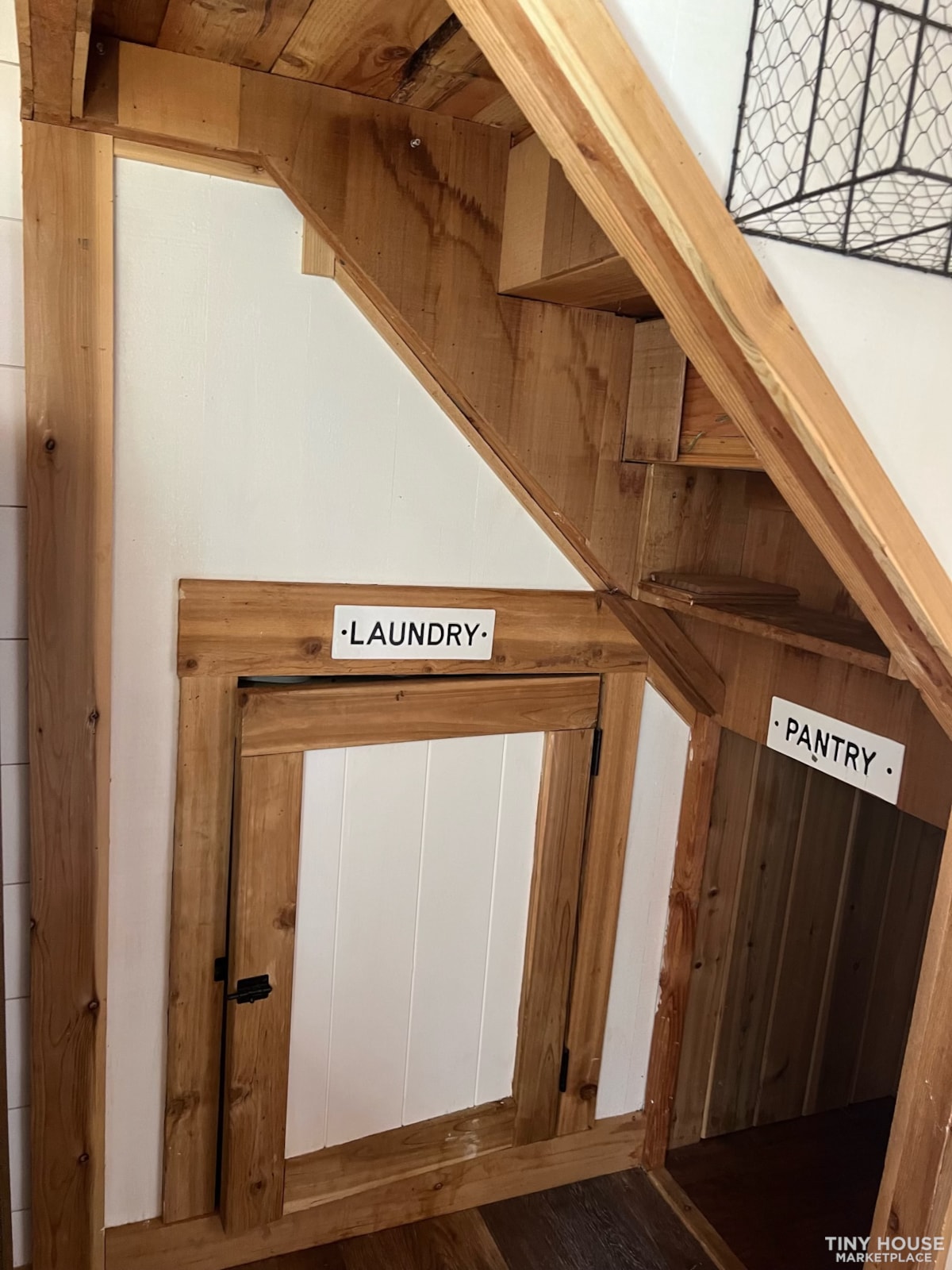 35 Ft.  3 bedroom 2 bathroom tiny  - Image 4 Thumbnail