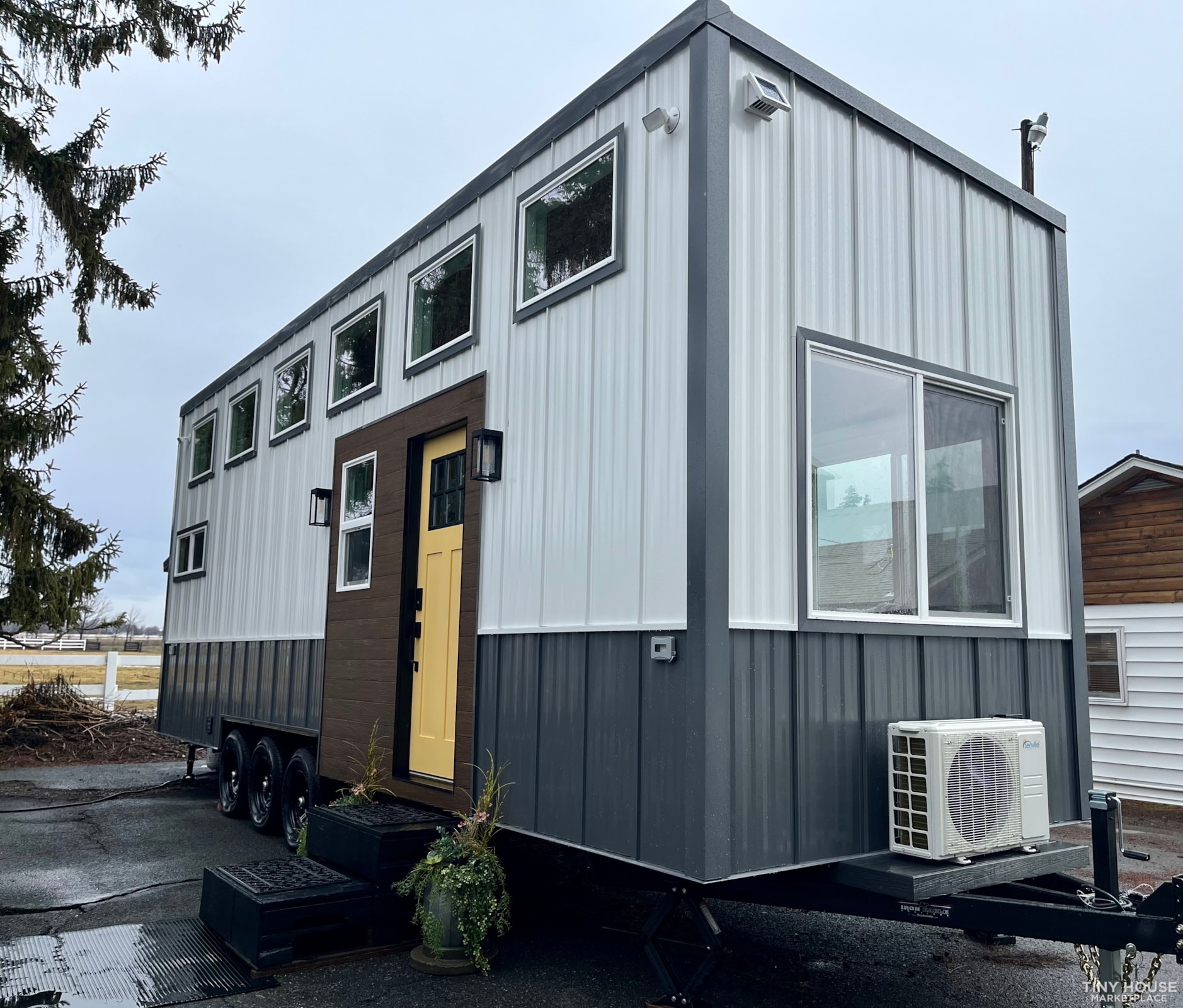 350 sq ft Noah Certified, Financeable, Insurable Custom Built THOW 