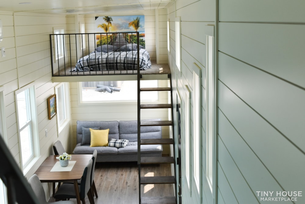 36 ft Modern Farmhouse Tiny - Image 1 Thumbnail