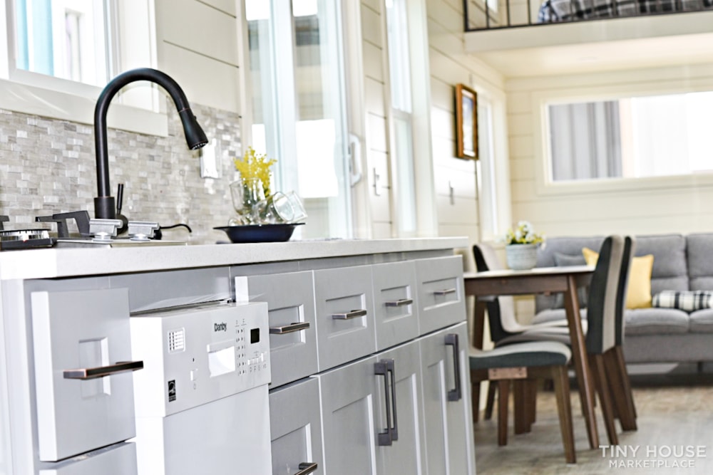 36 ft Modern Farmhouse Tiny - Image 3 Thumbnail