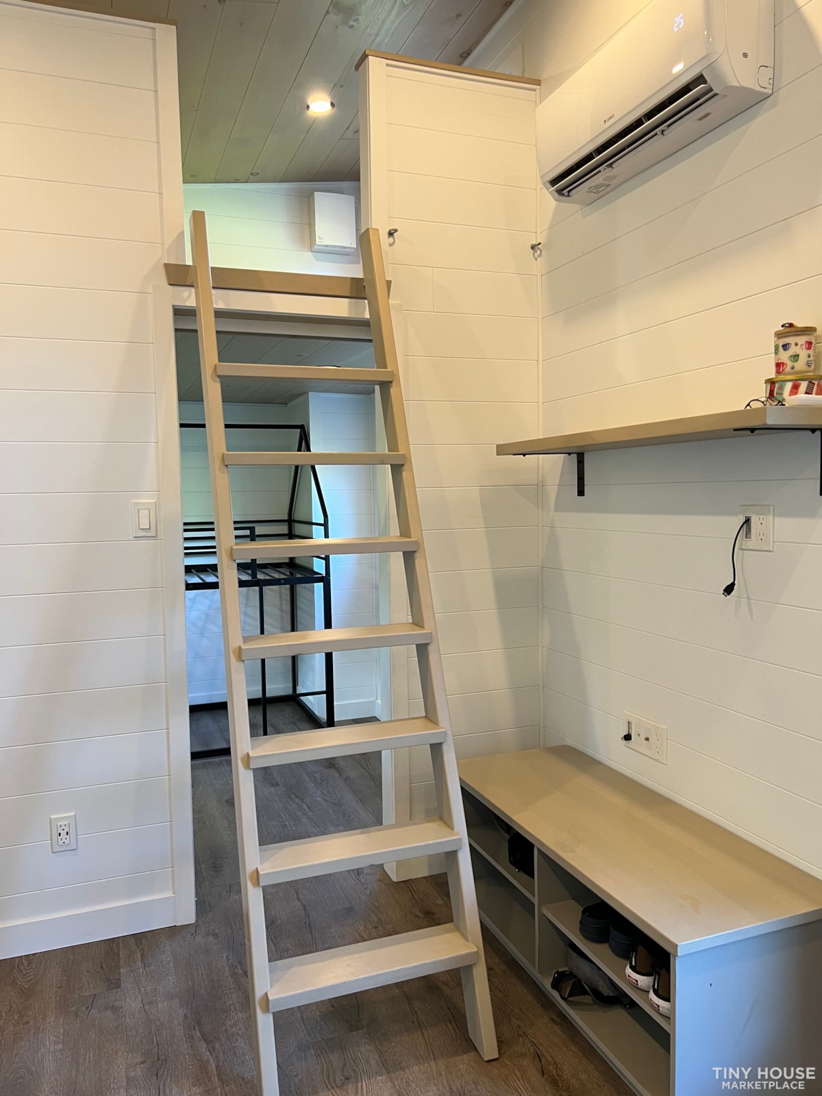 NEW PRICE: Open Concept 1st Floor Bed + 2 Lofts - Image 4 Thumbnail