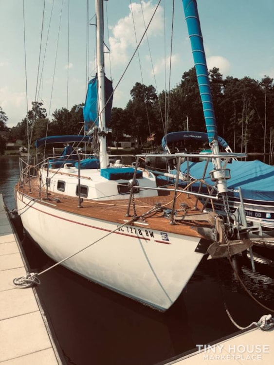 37’ True Ocean Cruising Sailboat - Heading to the Islands? LiveAboard! - Image 2 Thumbnail