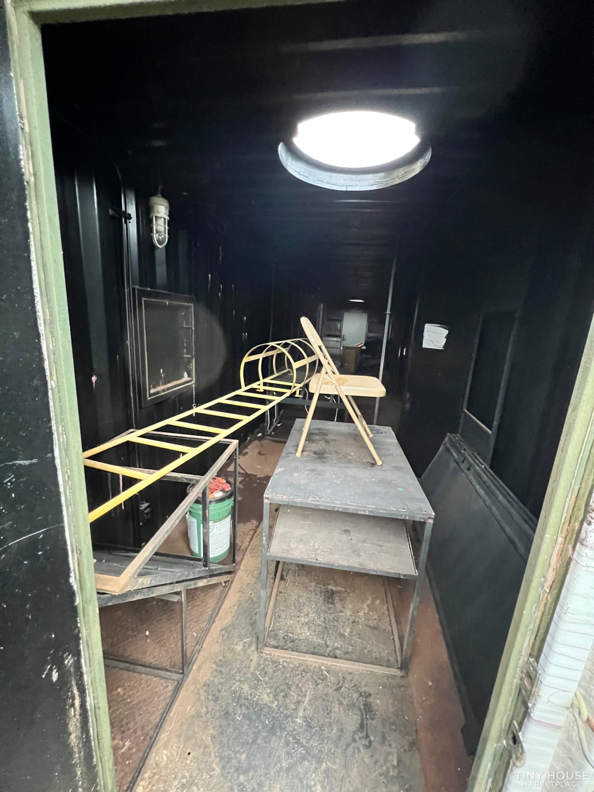 40 foot tiny house project Purchased from the DEA in quantico, Virginia - Image 3 Thumbnail