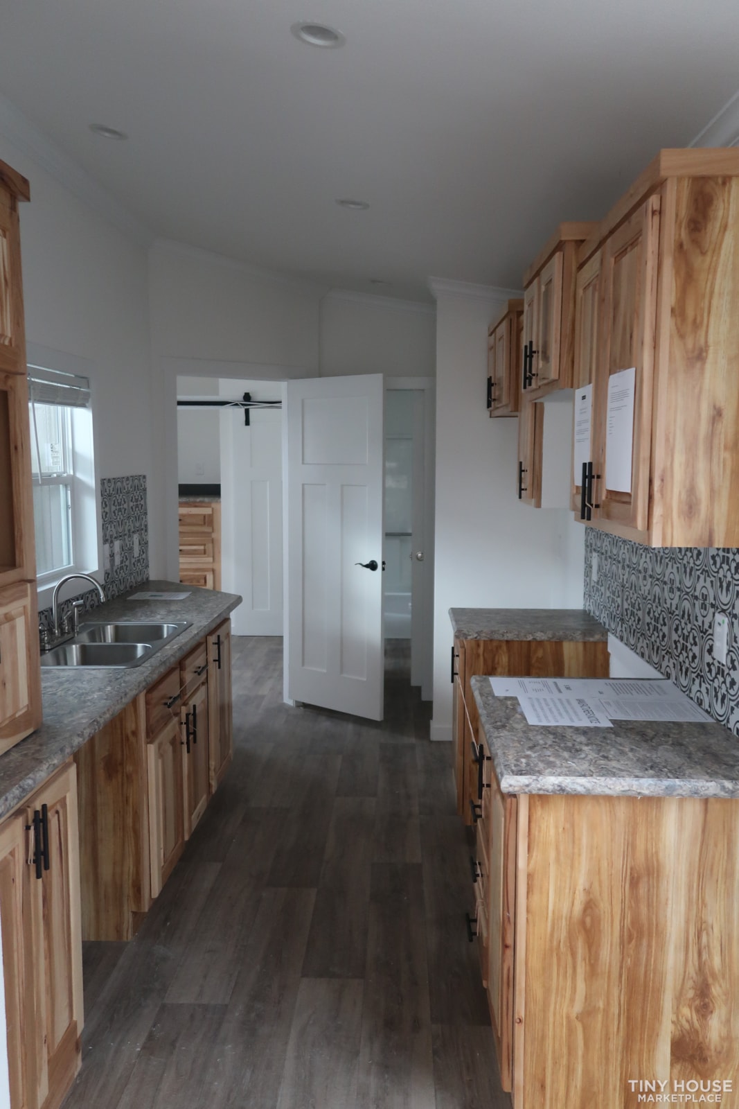 400 Sq Ft of Wonderfulness - Image 2 Thumbnail