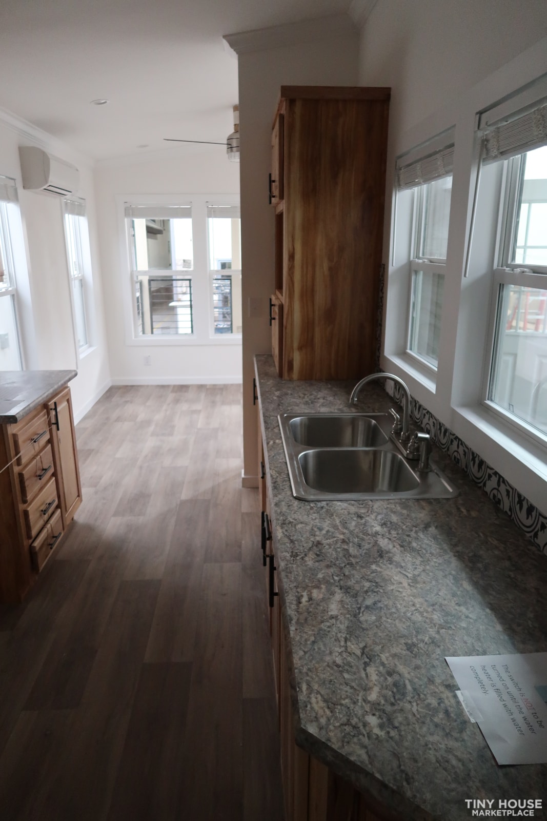 400 Sq Ft of Wonderfulness - Image 3 Thumbnail