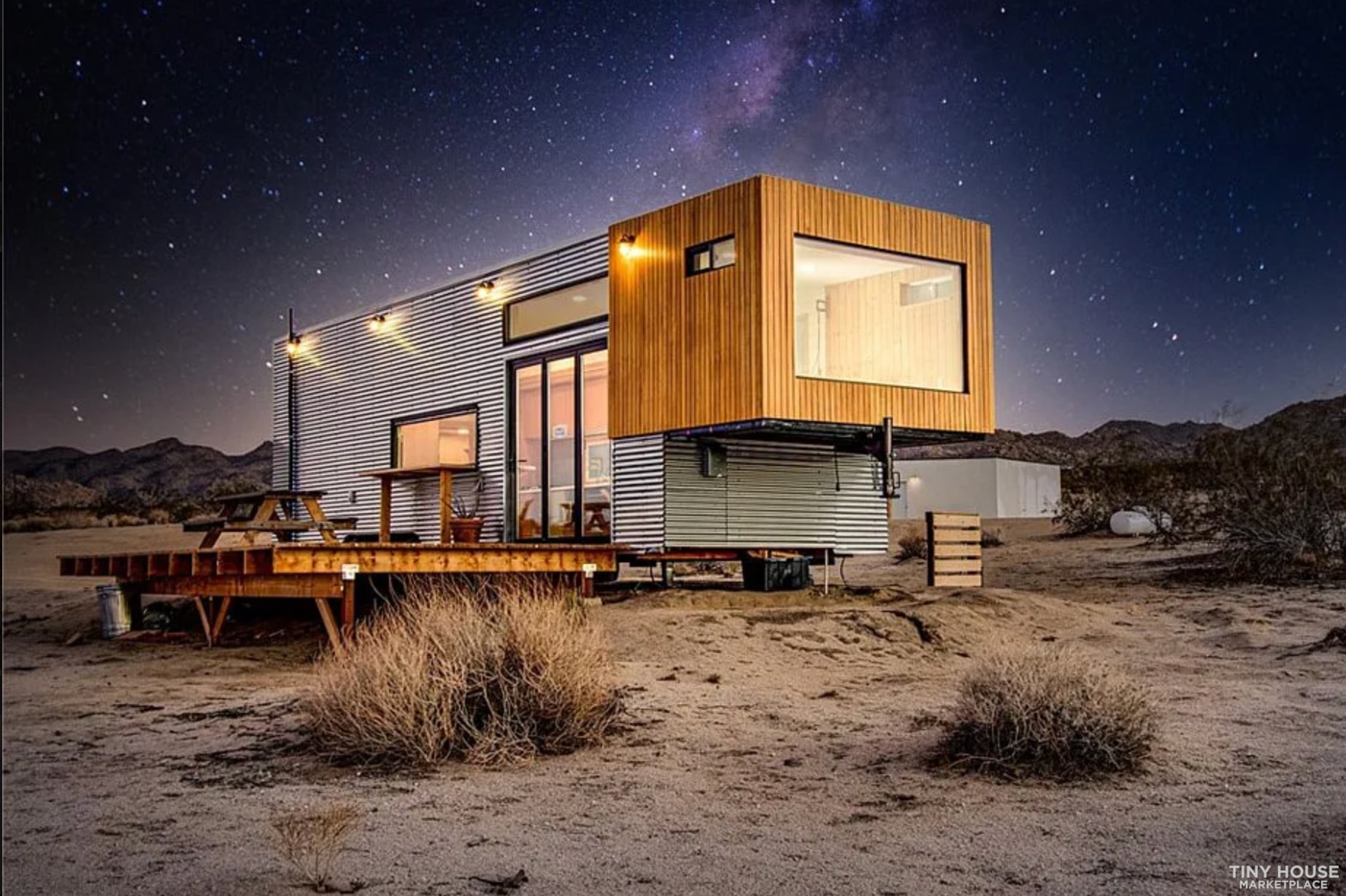 40x 10 ft Trailer tiny home 480ft with loft. Custom made with bifold window. 
