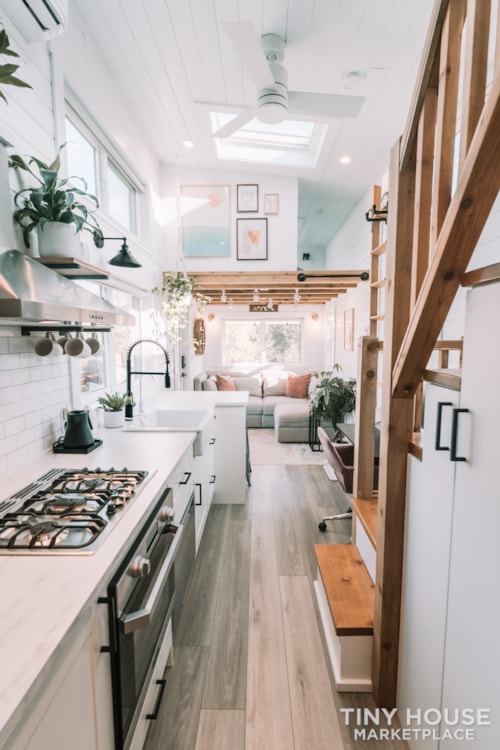 41ft Gooseneck FULLY LOADED Tiny Home for Sale - PENDING