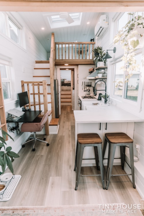 41ft Gooseneck FULLY LOADED Tiny Home for Sale - PENDING - Image 3 Thumbnail