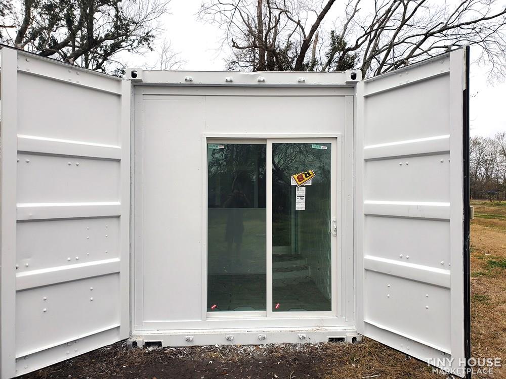 45k Sci-fi Shipping Container Home - Image 2 Thumbnail