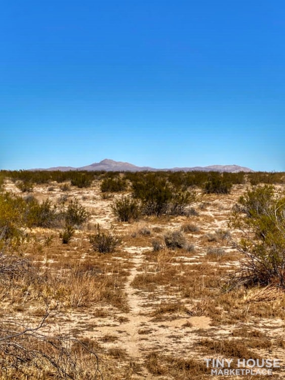 5 acres with 300 acres blm bordering - Image 3 Thumbnail