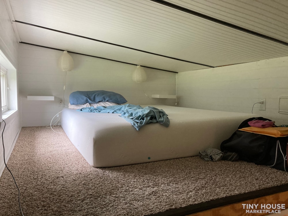 296 sq feet tiny house on wheels - Image 3 Thumbnail