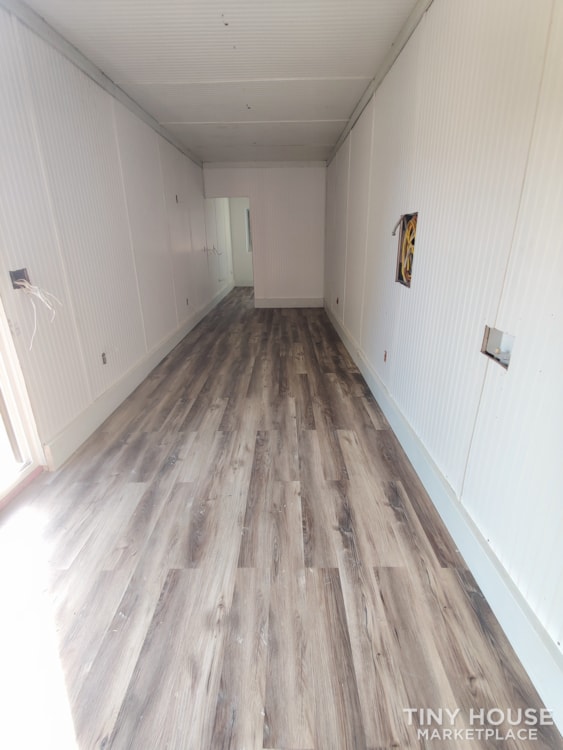 53' Dry Van tiny home - Image 3 Thumbnail