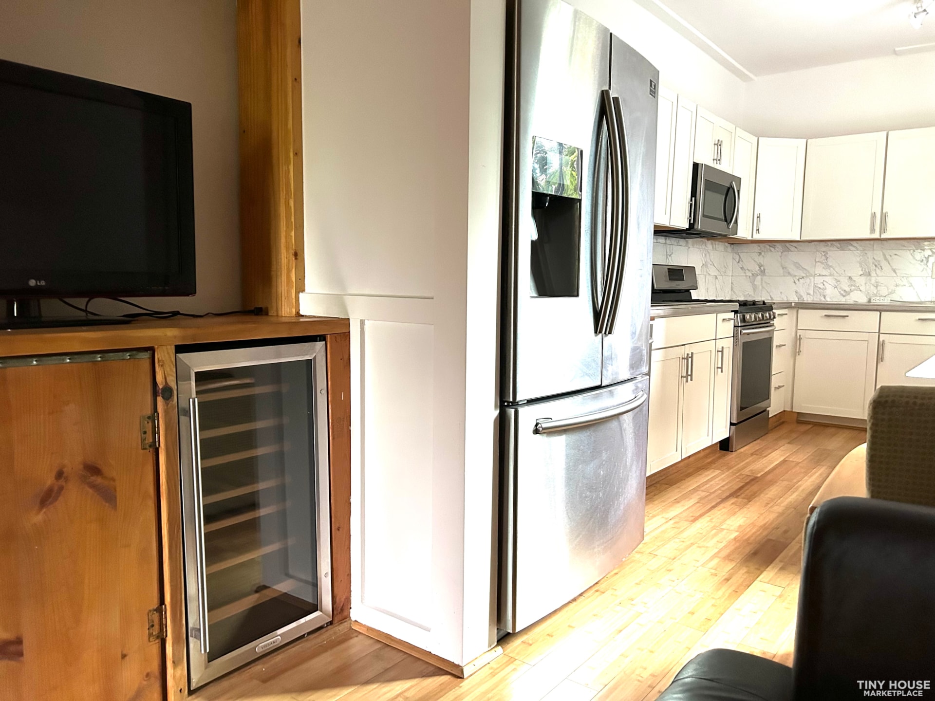 53’ L trailer home for sale  - Image 2 Thumbnail