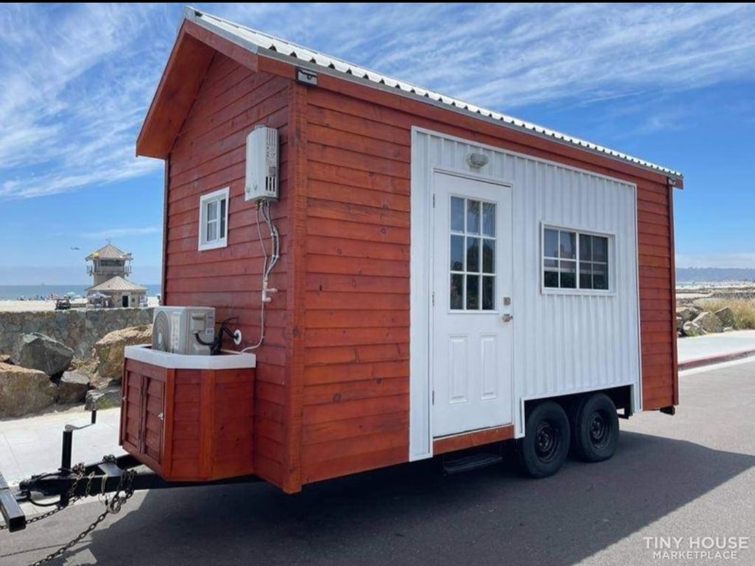8.5 x 18 CEDAR BUNGALOW DUAL LOFT PROFESSIONALLY BUILT  - Image 1 Thumbnail
