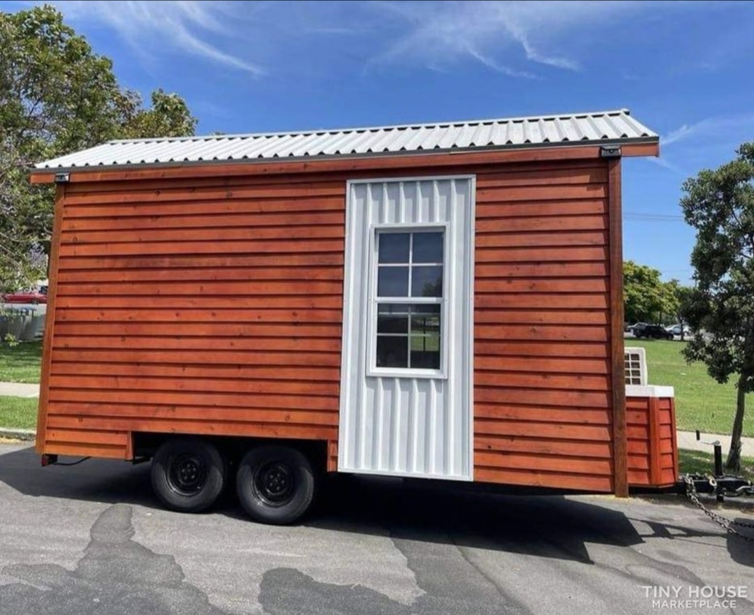 8.5 x 18 CEDAR BUNGALOW DUAL LOFT PROFESSIONALLY BUILT  - Image 2 Thumbnail
