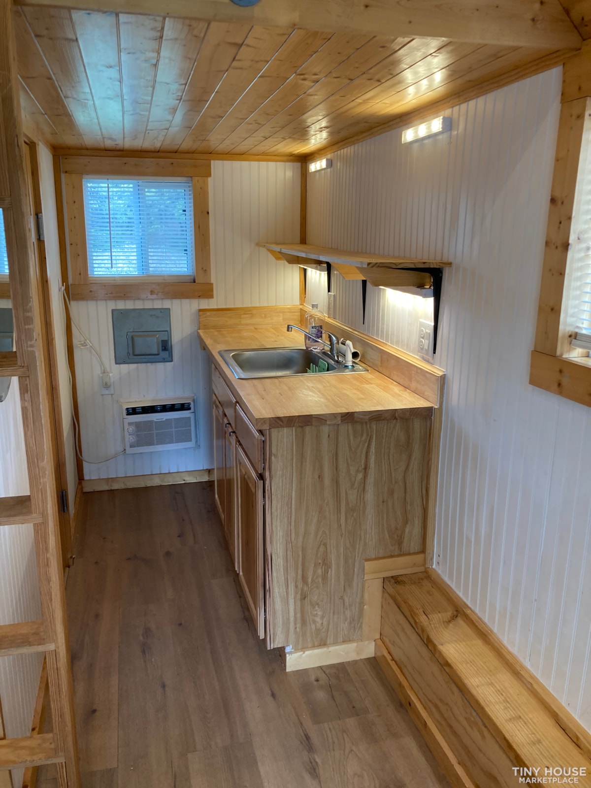 8 X 16 Tiny Home - Image 4 Thumbnail