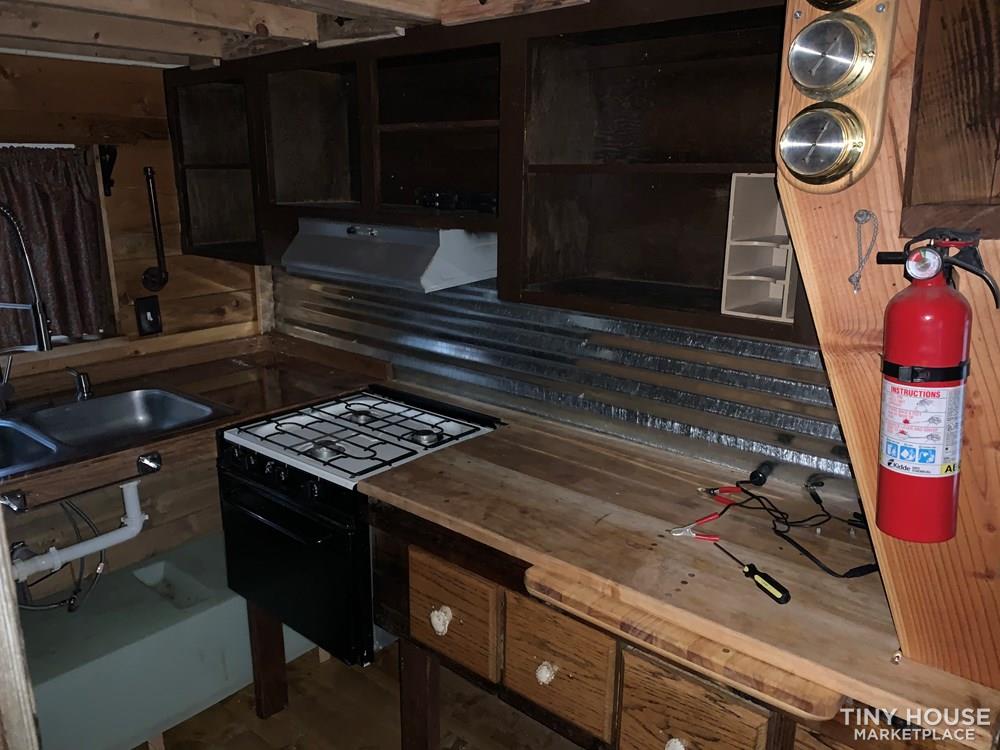 8’ x 16’ Tiny House - Image 2 Thumbnail