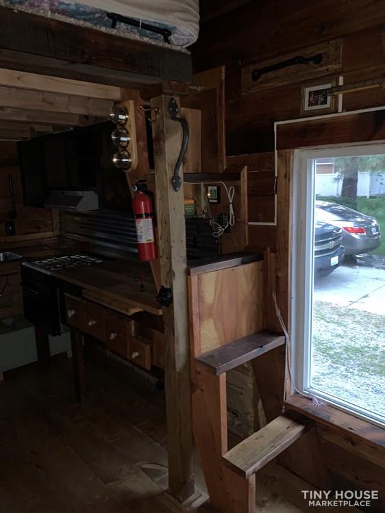 8’ x 16’ Tiny House - Image 4 Thumbnail